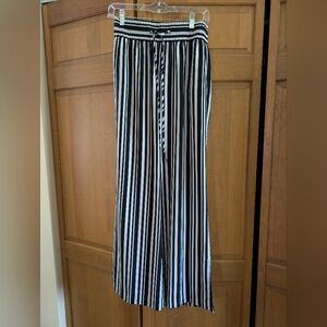 New York & Company Monochrome Striped Trousers